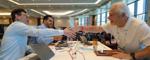 Cafe handshake 0038 D